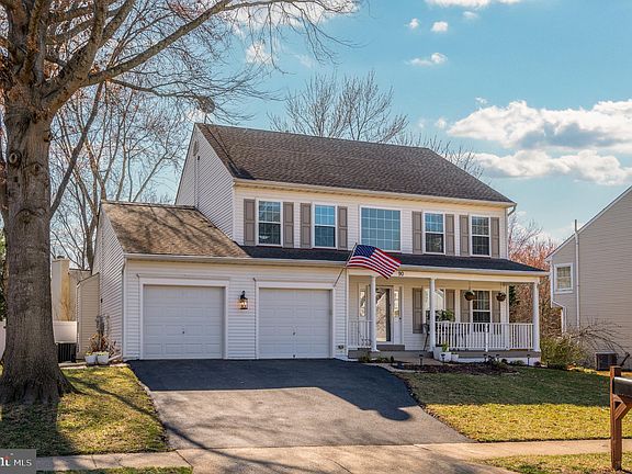 3rd image of 90 Northampton Blvd