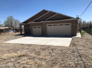 605 Curtis Ln, Bloomfield, NM 87413