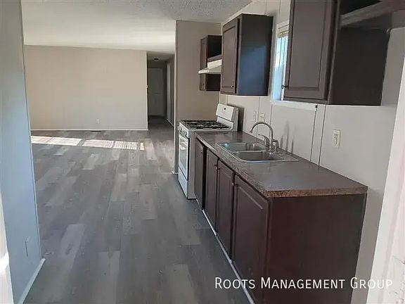 3rd image of 63 Willow St #63