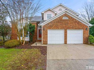 105 Joust Ct, Cary, NC 27513