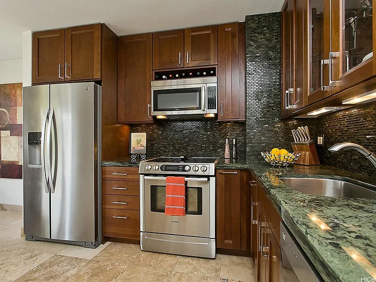 2115 Ala Wai Blvd #605 — Photo 12