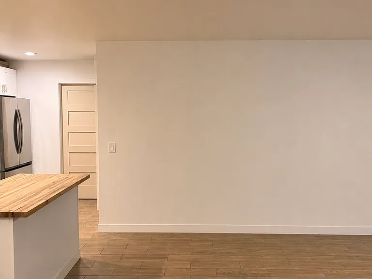 3664 W Oakland St — Photo 3
