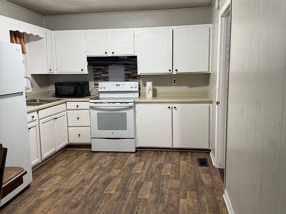 1st image of 3120 Hillcrest Ave