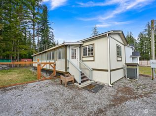 6269 Bellwood Dr, Maple Falls, WA 98266