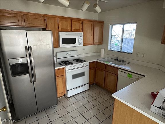 2nd image of 4555 E Sahara Ave Unit 102