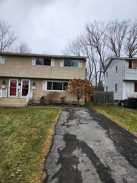 1st image of 547 Sunflower Dr