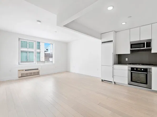 109 Gold Street image 1 of 20