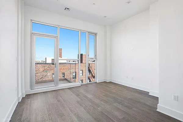 Sold by Corcoran | media 28