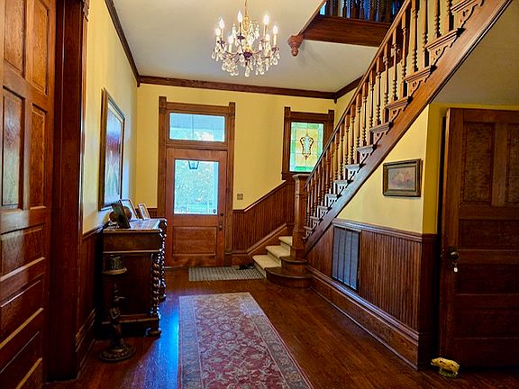 3rd image of 705 Teague St