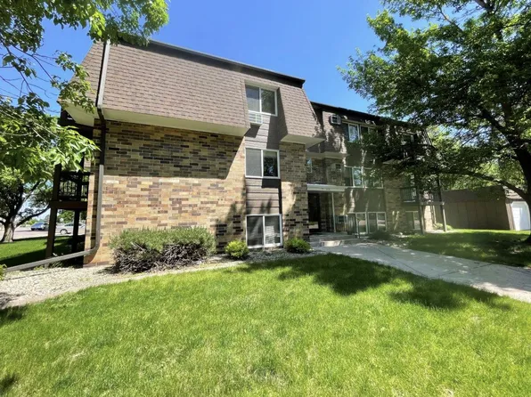 2 Bedroom 1 Bath, 618 W 9th Ave #10, Mitchell, SD 57301