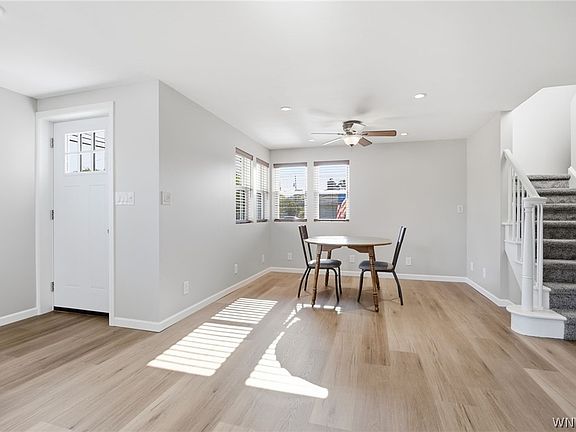 4th image of 5189 Lake Ave