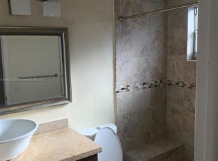 2641 Polk St APT 3, Hollywood, FL 33020