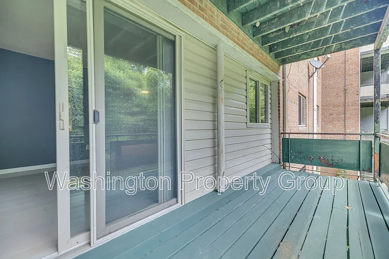 3009 Southern Ave — Photo 3