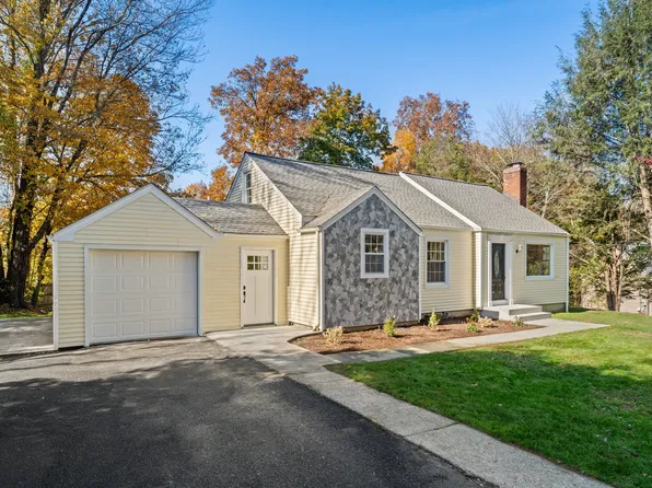 4 Brookdale Lane, Brookfield, CT 06804