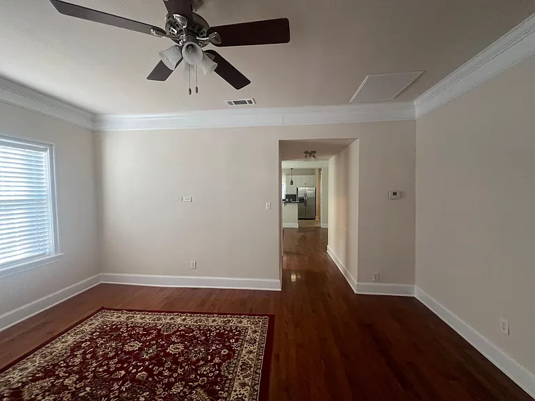 509 N Chestnut St — Photo 7