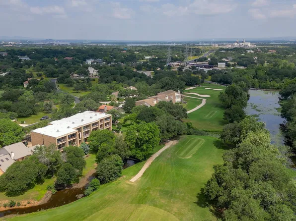117 Lost Spur #2, Horseshoe Bay, TX 78657-0000