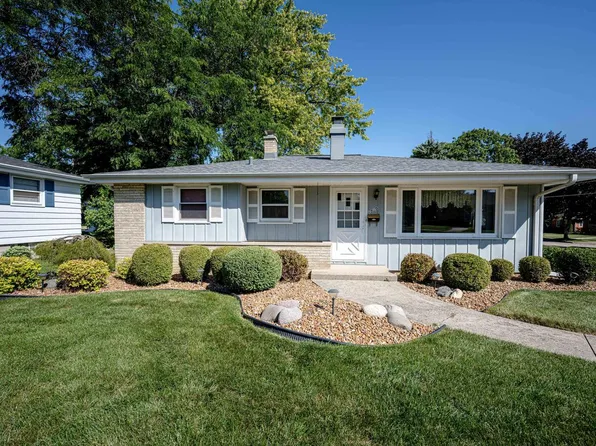 4010 Harding ROAD, Kenosha, WI 53142