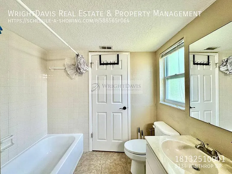 8134 Winthrop Dr — Photo 27