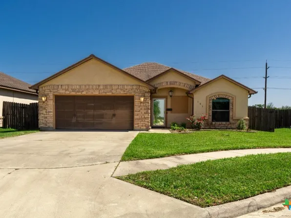121 Tuscany Dr, Victoria, TX 77904