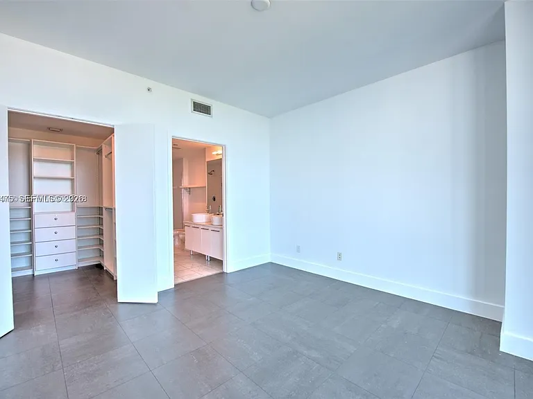 888 Biscayne Blvd #2410 — Photo 6