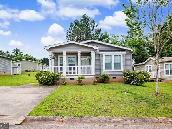 29 Meadowview St, Newnan, GA 30263