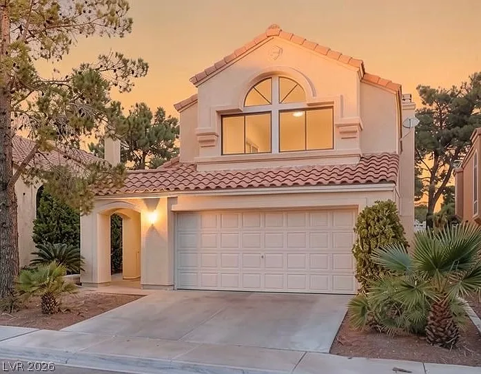 4 bed, 3.0 bath, 1928 sqft, $3,950 — Photo 1