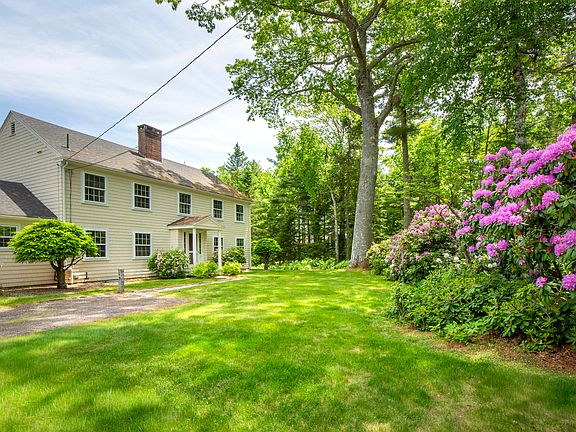3rd image of 154 Chestnut Street