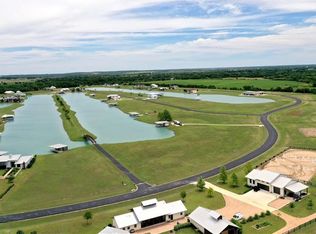 711 River Ranch Cir, Martindale, TX 78655