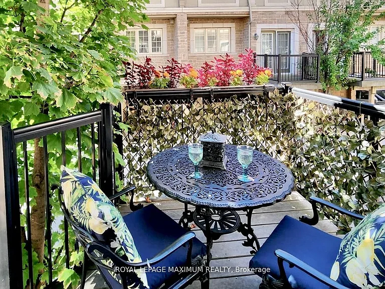 9 Flook Ln — Photo 22