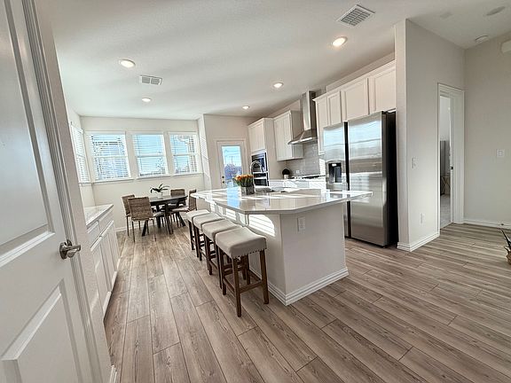 2nd image of 2753 Henson Ln #14/1