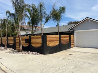 331 Grapevine Rd, Vista, CA 92083