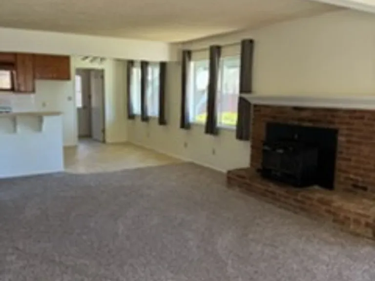6641 Ivins Dr — Photo 6