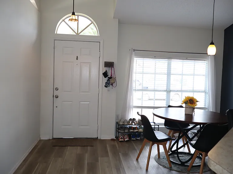 6912 Long Needle Ct — Photo 8