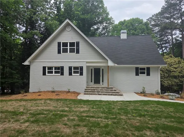 6596 Garrett Rd, Buford, GA 30518