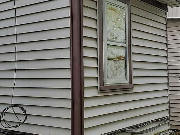 5th image of 1101 N Eastern Ave
