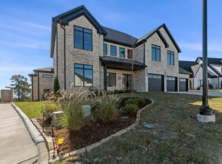 31 Haywood Ct, Little Rock, AR 72223