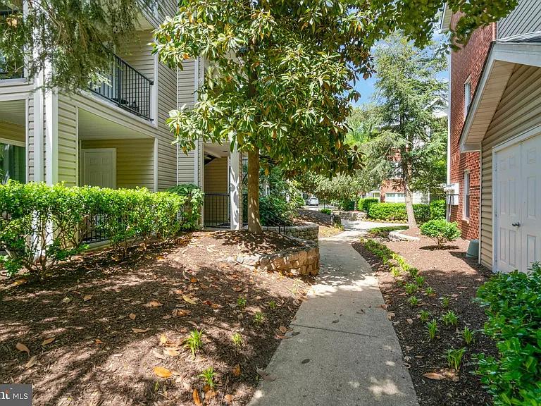 3308 Wyndham Cir #321 — Photo 24