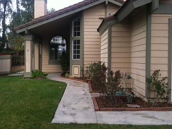 4th image of 42035 Kaffirboom Ct