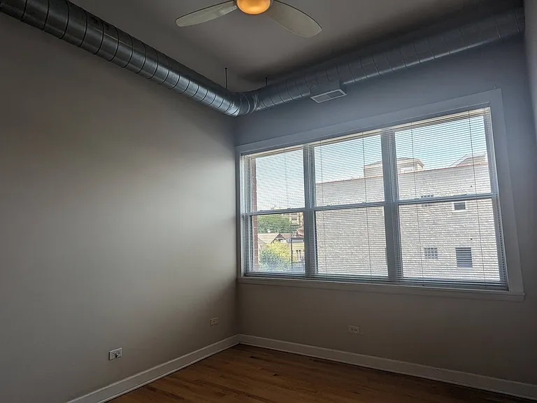 1738 W Belmont Ave #3F — Photo 9