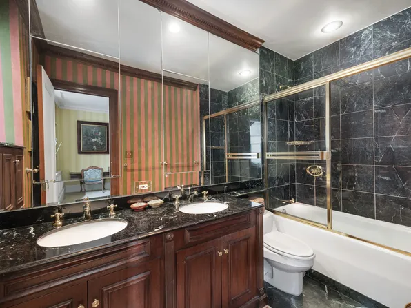 485 Park Avenue 1B image 9 of 9