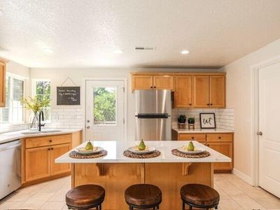 61343 Woodbury Ln, Bend, OR, 97702