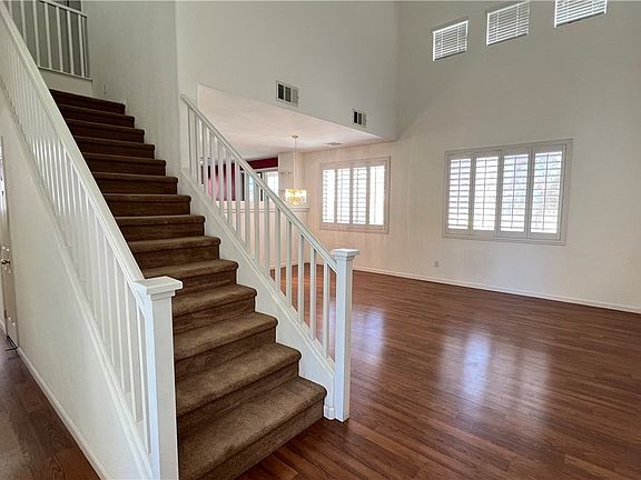 2nd image of 10645 Brianhurst Ave