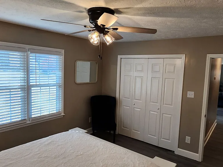 258 Kenwood Dr — Photo 30
