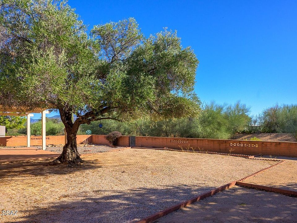 2nd image of 116 E Santa Inez