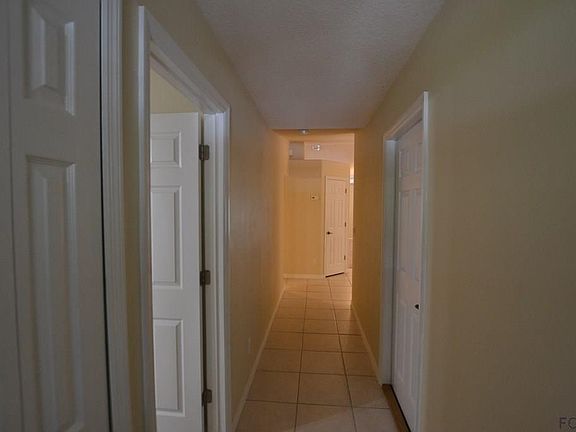 3rd image of 42 Farmsworth Dr