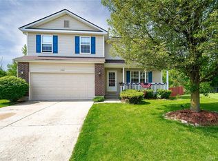 2389 Murphy Dr, Fairborn, OH 45324