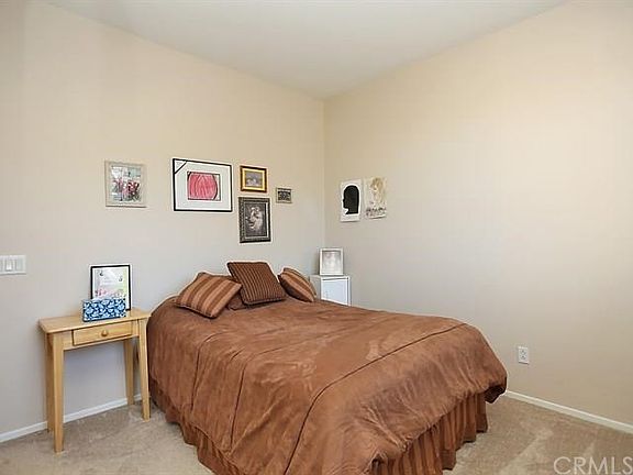 3rd image of 27715 Hollyoak Way