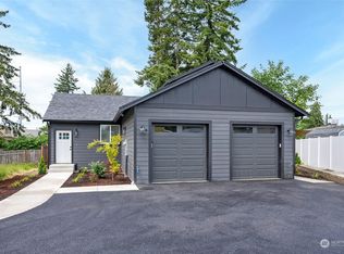 423 E 84th St, Tacoma, WA 98445