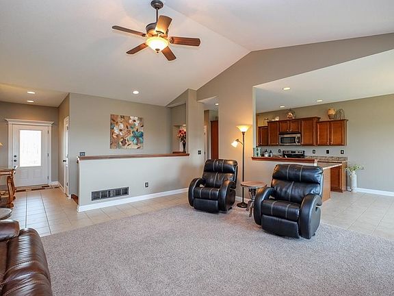 4th image of 1706 Dogwood Ct SW