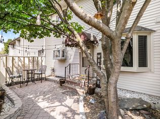 5527 E Oberlin Cir, Minneapolis, MN 55432